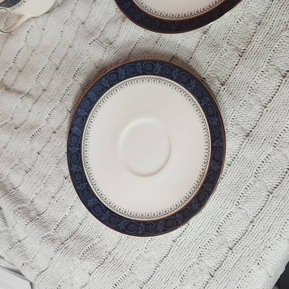 🕸Vintage Royal Doulton English Bone China 2 Set Tea Cups with Saucers - Picture 5 of 10